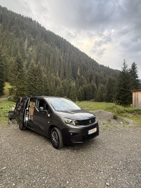Peugeot Partner Van - Andelsbuch, Autriche
