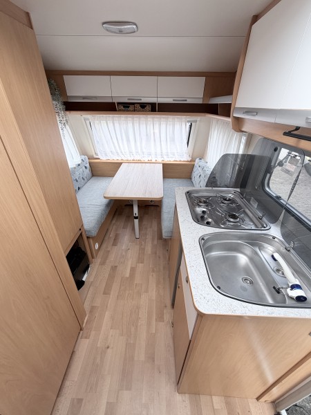 Knaus Sport 440 Wohnwagen - Kaltbrunn, Schweiz