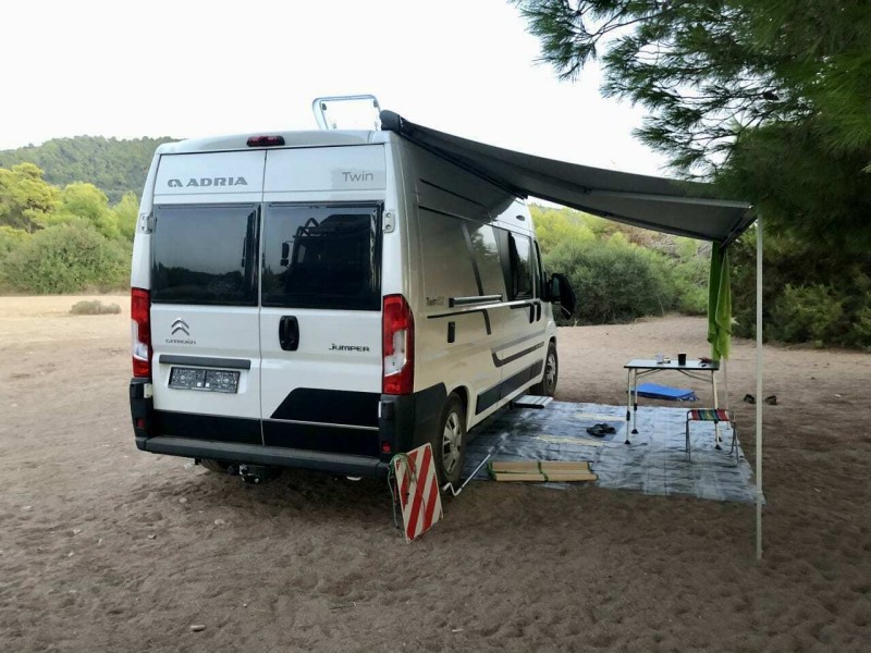 Adria Twin Axess 600 SP Campingbus - Sankt Pölten, Österreich