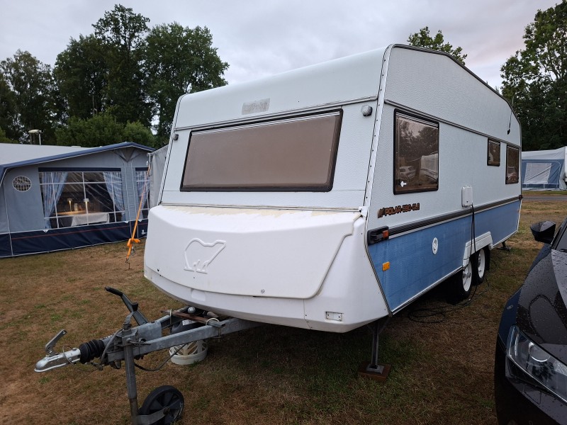 Polar 590 GLE Wohnwagen - Laholm, Schweden