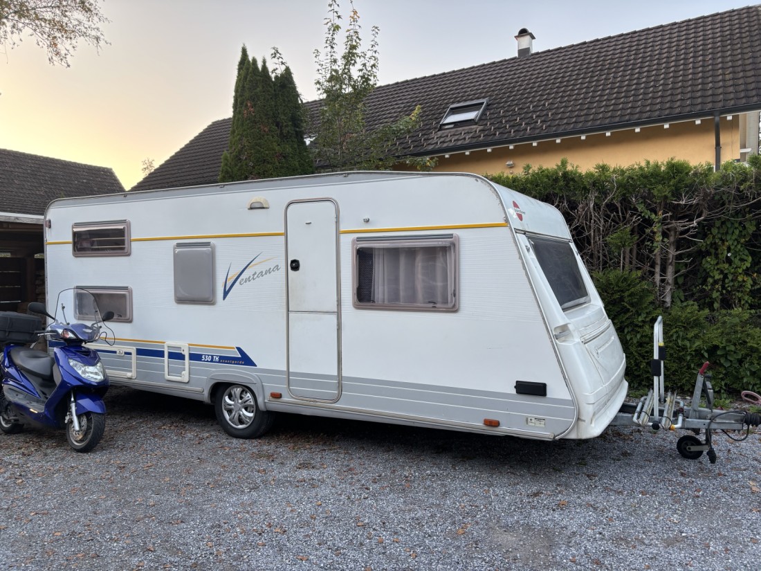 Bürstner Ventana 5323 Wohnwagen - Hefenhofen, Schweiz