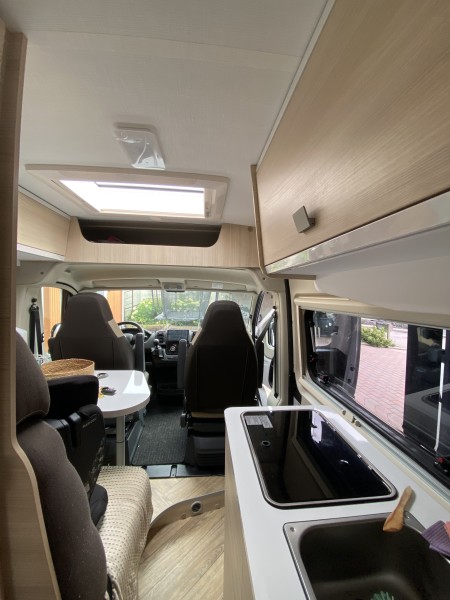 Challenger V114 Campingbus - Espoo, Finnland