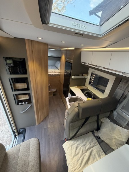 Adria Adria Coral xl 670sp + Wohnmobil - Ljungby, Schweden