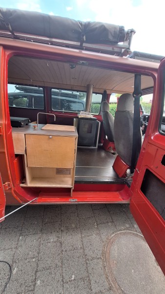 Dodge B300 Campervan - Salvenach, Schweiz