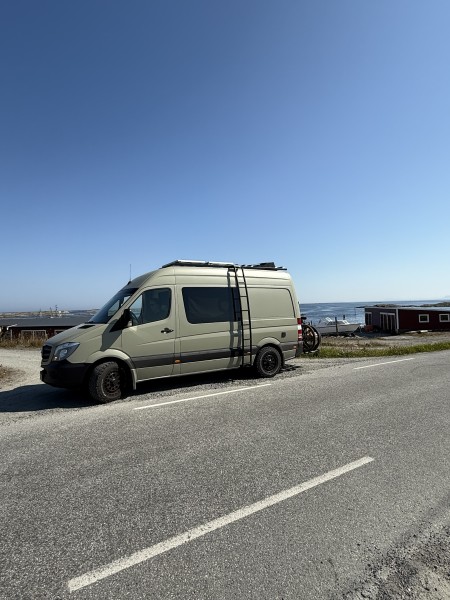 Mercedes Sprinter Retkeilyauto - Rönninge, Ruotsi