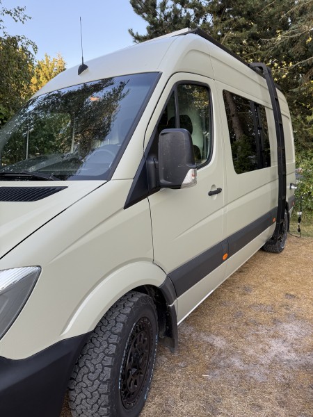 Mercedes Sprinter Retkeilyauto - Rönninge, Ruotsi