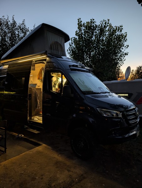 Mercedes Sprinter Campingbus - Einsiedeln, Schweiz