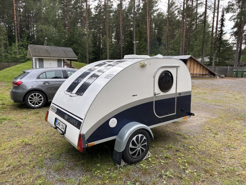 Mini Camper 450 kg - vedettävissä B-kortilla lähes kaikilla autoilla Husvagn - Hämeenlinna, Finland
