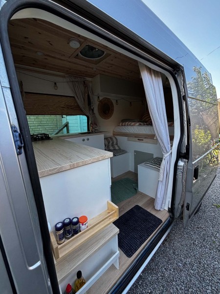 Ford Transit Van - Sala, Suède