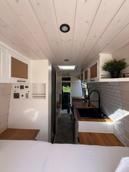 VW Cafter Campingbus - Gipf-Oberfrick, Schweiz