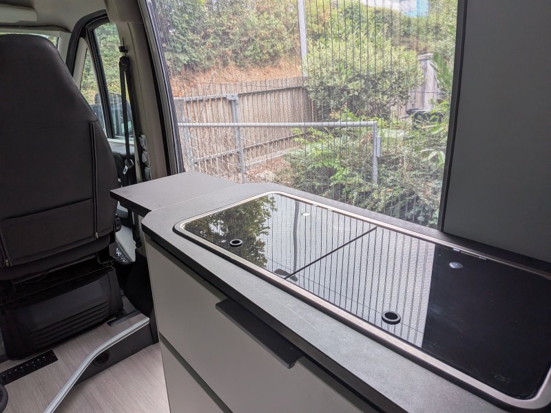 Adria Twin Supreme 600 SP Camping-car - Riehen, Suisse