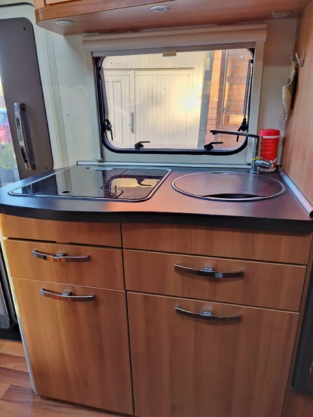 Fiat Ducato Lava / Alusta 180 Multijet 3.0 D Wohnmobil - Hämeenlinna, Finnland