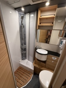 Dethleffs Globebus i6 GT Automatik Husbil - Herdern, Schweiz