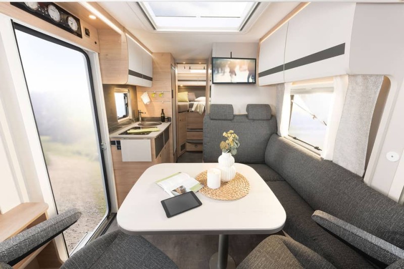 Dethleffs Globebus i6 GT Automatik Husbil - Herdern, Schweiz