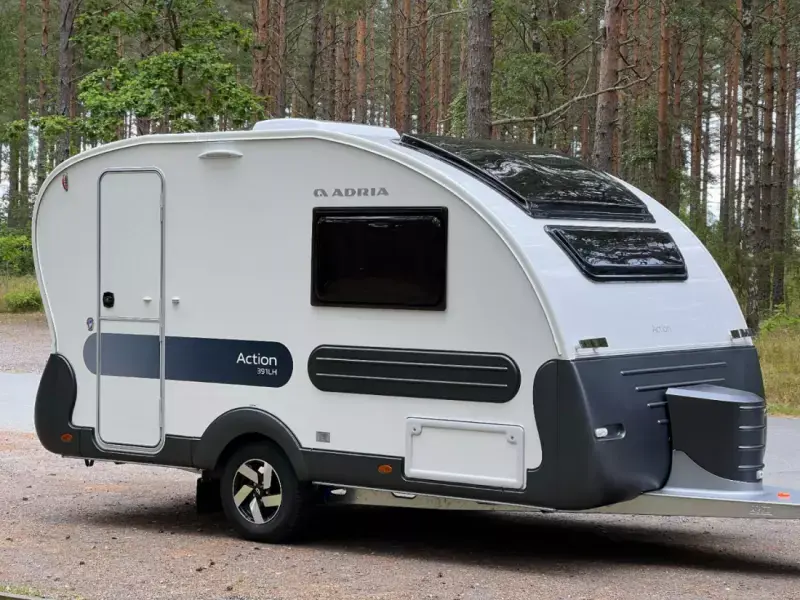 Adria Action 391lh Campingvogn - Bjørøyhamn, Norge