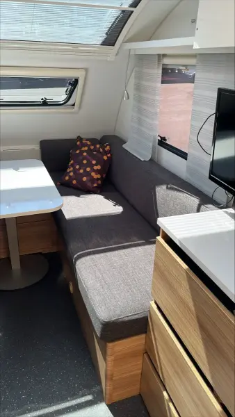 Adria Action  391lh Campingvogn - Bjørøyhamn, Norge