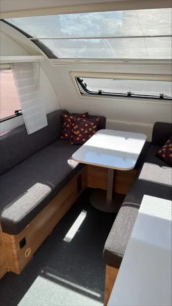 Adria Action  391lh Campingvogn - Bjørøyhamn, Norge