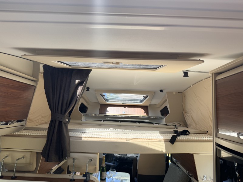 Adria Matrix supreme 687 slt Bobil - Skärblacka, Sverige