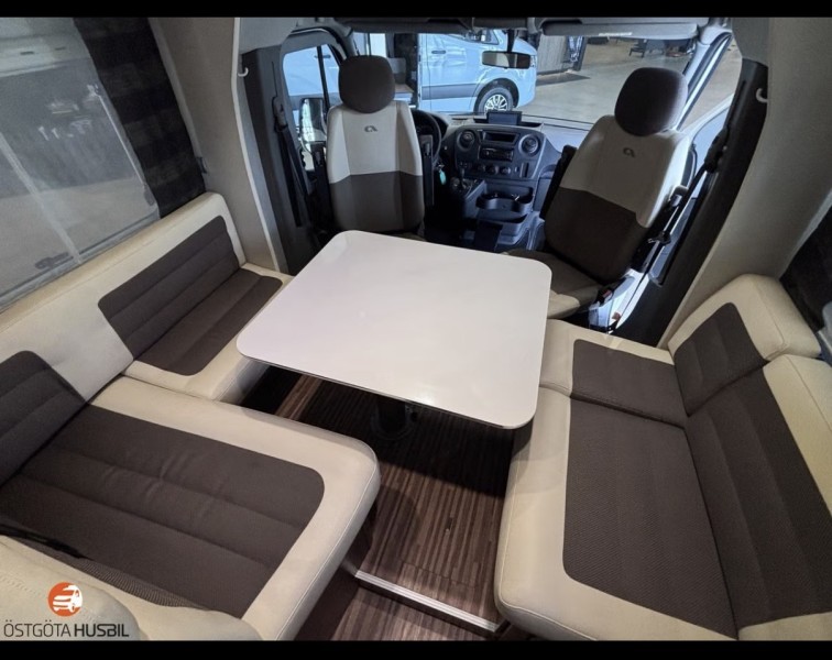 Adria Matrix supreme 687 slt Bobil - Skärblacka, Sverige