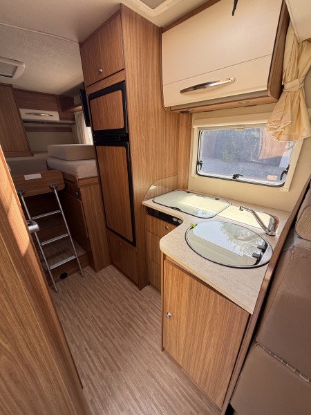   Camping-car - Warth-Weiningen, Suisse