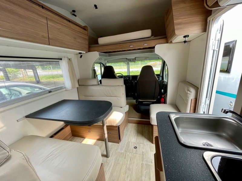 Pilote C690 G Camping-car - Zurzach, Suisse