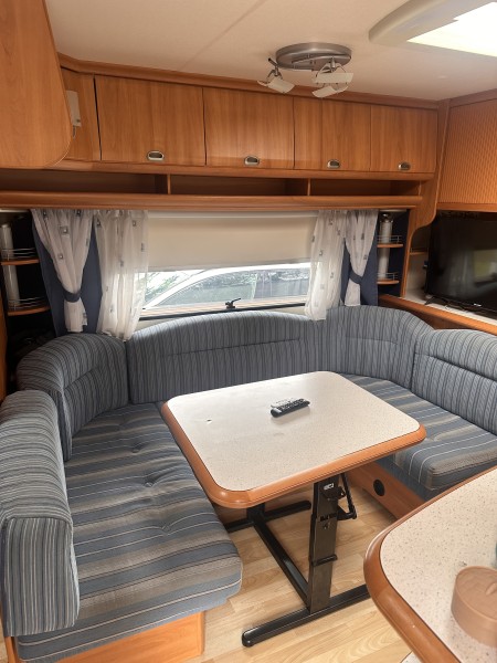 Hobby 560 KMFE EASY Campingvogn - Kumla, Sverige