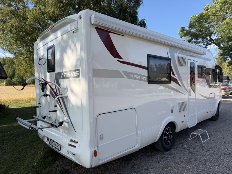 McLouis McLouis Campervan Wohnmobil - Fjärdhundra, Schweden