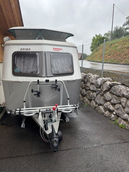 Eriba Touring 542 Wohnwagen - Erlenbach im Simmental, Schweiz