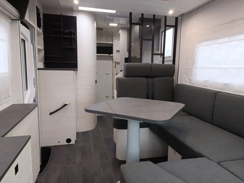 Chausson 660 Ultimate Autocamper - Aubonne, Schweiz