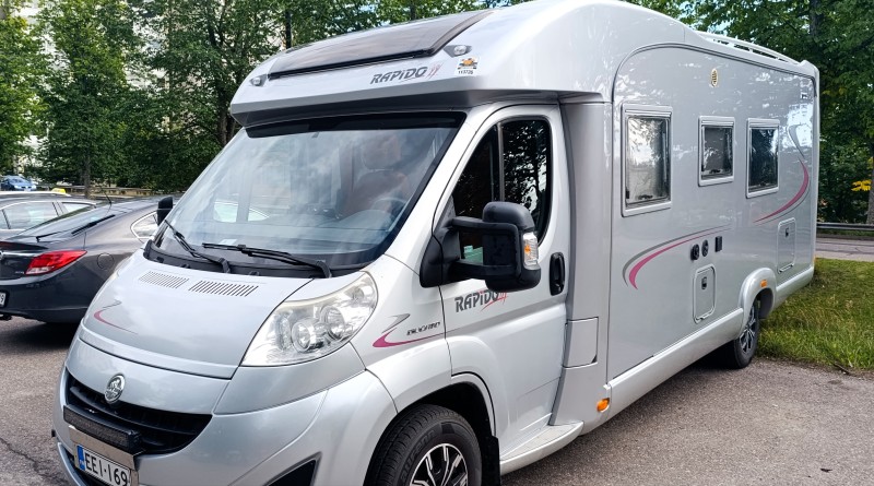 Adria Rapido 7065+F Camping-car - Vantaa, Finlande