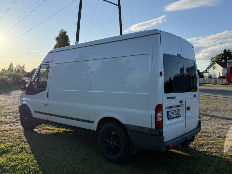 Ford Transit Retkeilyauto - Pori, Suomi