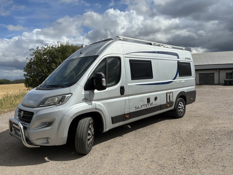 Pössl Summit 640 Campingbus - Linghem, Schweden