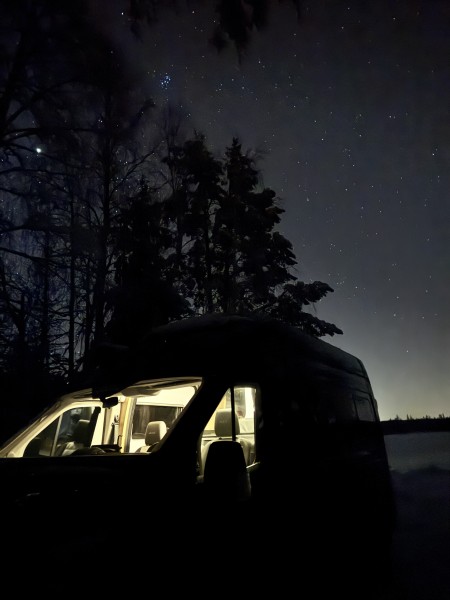 Sunlight Cliff 4x4 Adventure Campervan - Sundbyberg, Sweden