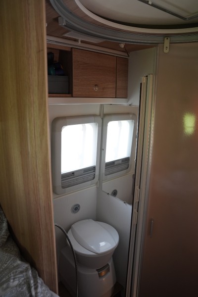 Knaus BoxStar Camping-car - Feuerthalen, Suisse