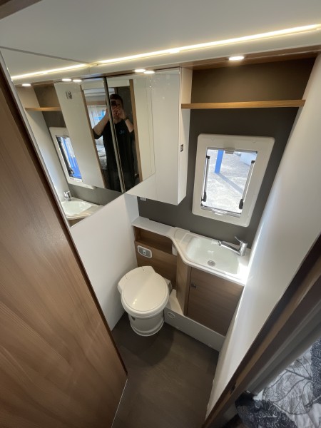 Adria Matrix 670 SL Motorhome - Joensuu, Finland