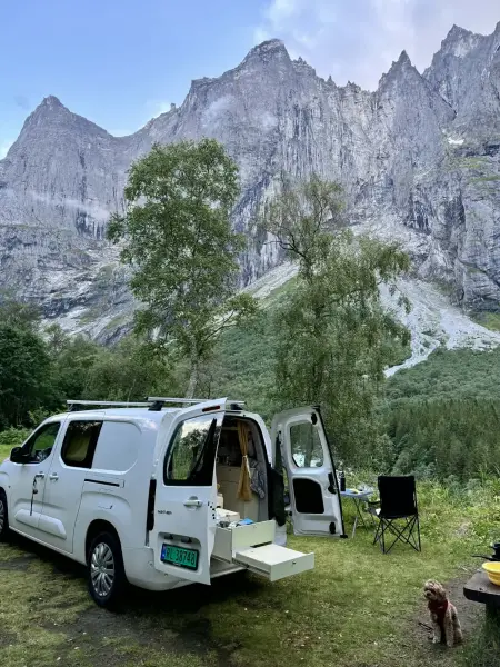   Campingbus - Hafrsfjord, Norwegen