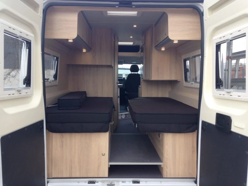Clever Vans Clever Campingbus - Stockholm, Schweden