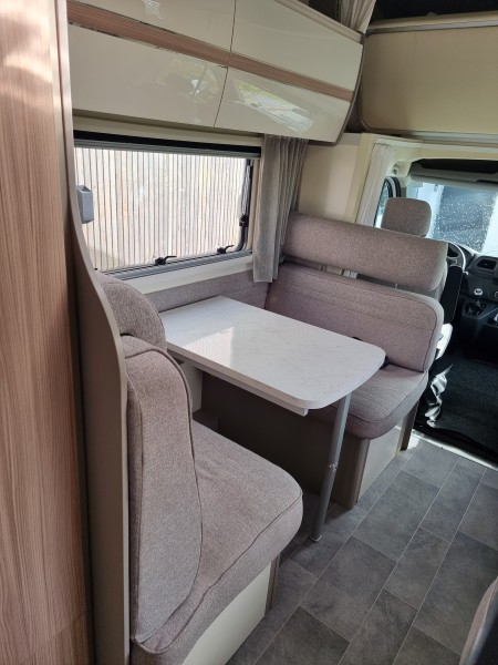 Ahorn Canada AS Autocamper - Svenstrup J, Danmark