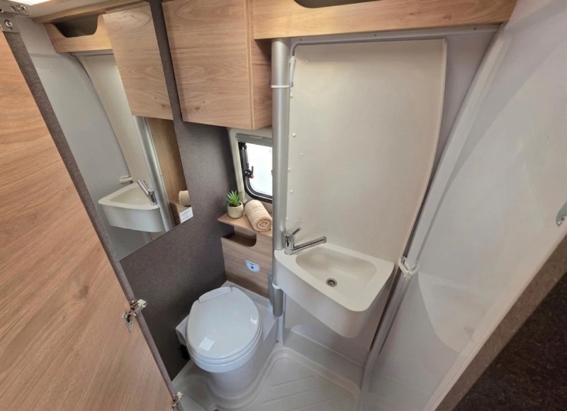 Dethleffs Globetrail Active 640 ES Van - Trosa, Suède
