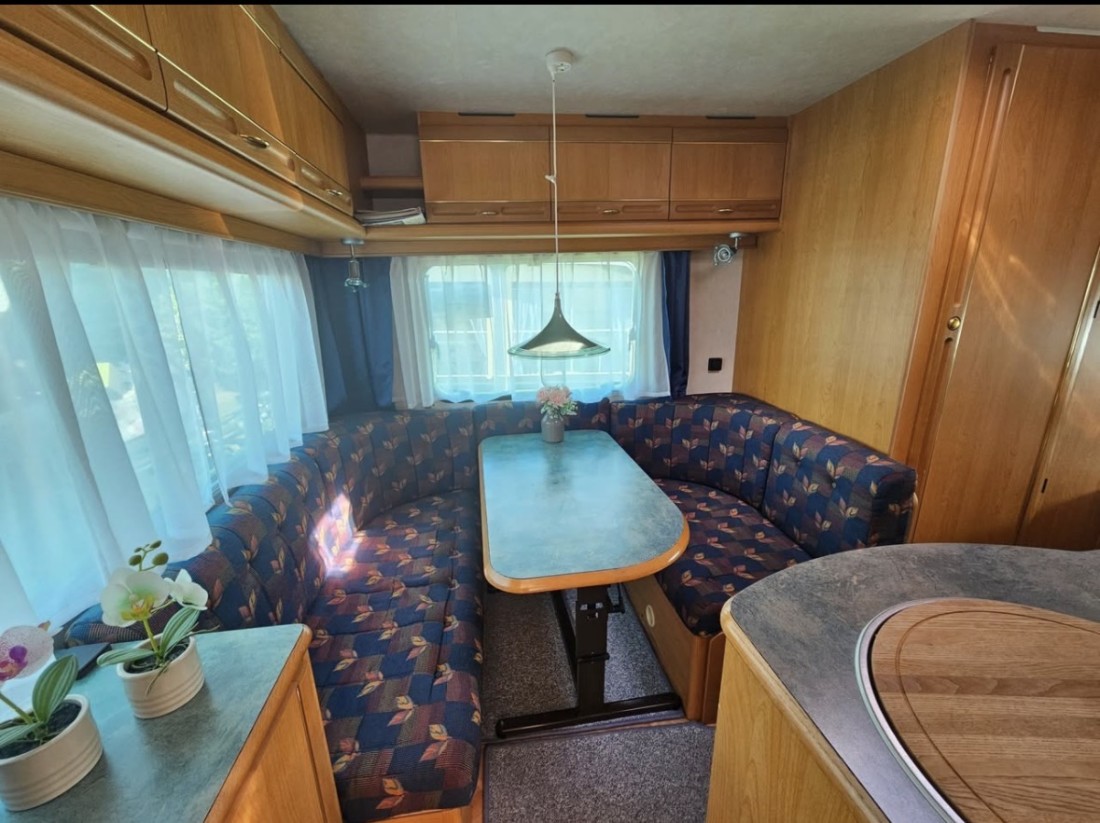 Adria Unica 432 PY Exclusive Wohnwagen - Langholt, Dänemark