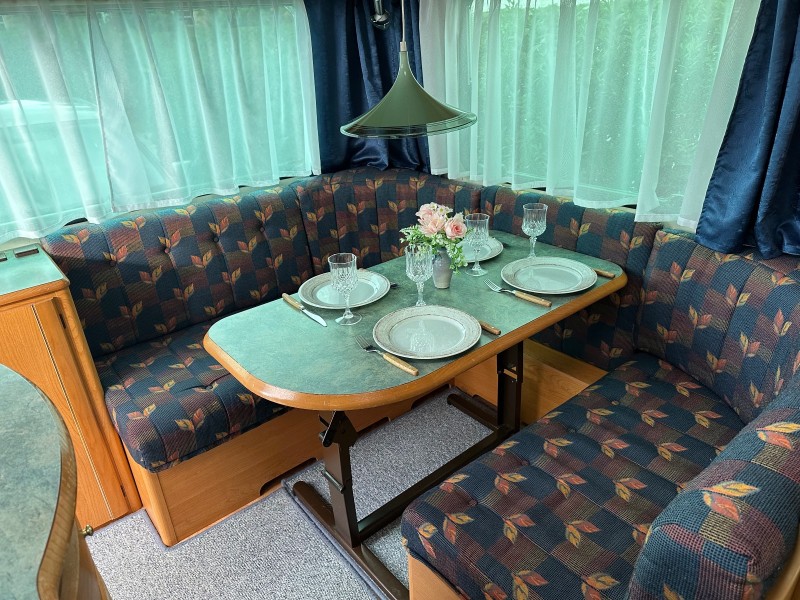 Adria Unica 432 PY Exclusive Campingvogn - Langholt, Danmark