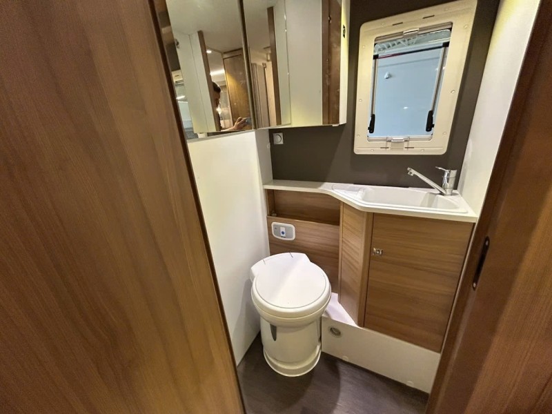 Adria Coral 670 XL Wohnmobil - Gällivare, Schweden