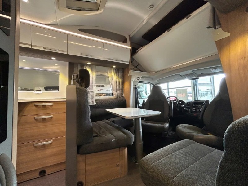 Adria Coral 670 XL Wohnmobil - Gällivare, Schweden