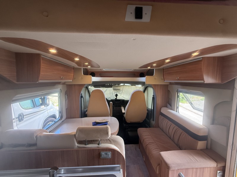 Bürstner ixeo 710 Wohnmobil - Selzach, Schweiz