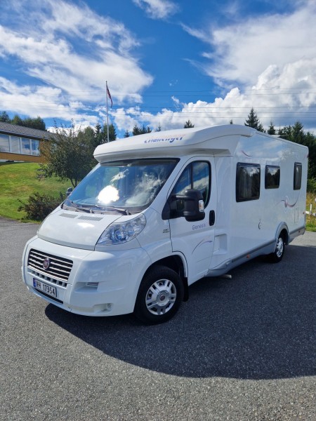   Camping-car - Blomsterdalen, Norvège