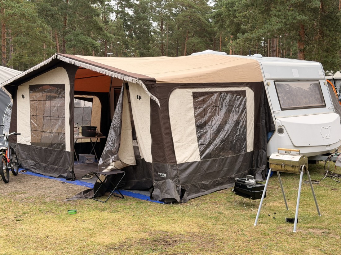 Polar GL520 Matkailuvaunu - Stoby, Ruotsi
