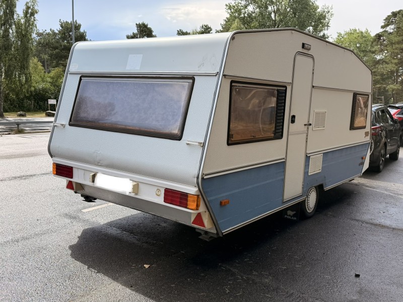 Polar GL520 Matkailuvaunu - Stoby, Ruotsi