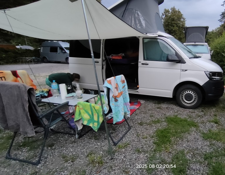   Retkeilyauto - Müllheim, Sveitsi