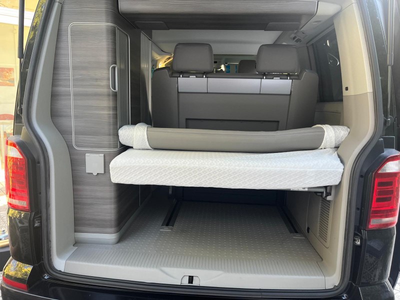 VW California Ocean Campervan - Genève, Switzerland