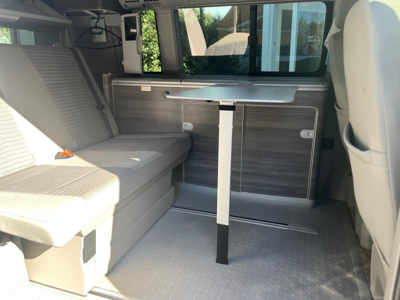 VW California Ocean Campervan - Genève, Switzerland